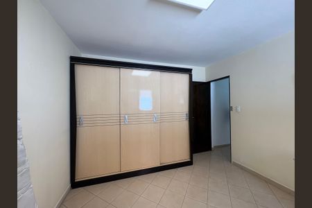 Casa à venda com 600m², 6 quartos e 4 vagasCasa 2 - Quarto 2