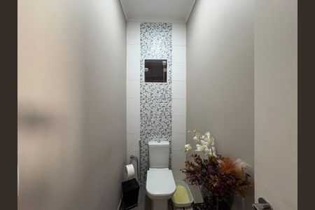 Casa à venda com 600m², 6 quartos e 4 vagasCasa 1 - Lavabo