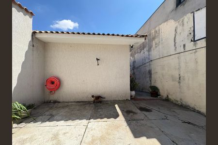 Casa à venda com 600m², 6 quartos e 4 vagasGaragem - Casa 1/2