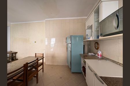 Casa à venda com 600m², 6 quartos e 4 vagasCasa 2 - Cozinha