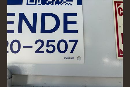 Casa à venda com 600m², 6 quartos e 4 vagasPlaca ZNHJ-589
