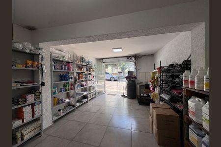 Casa à venda com 600m², 6 quartos e 4 vagasGaragem - Casa 3