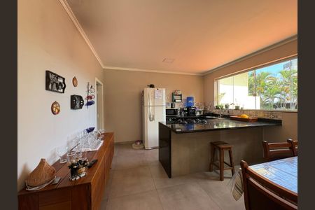 Casa à venda com 600m², 6 quartos e 4 vagasCasa 1 - Sala de Jantar