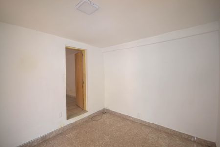 Sala de casa para alugar com 1 quarto, 60m² em Dois Irmãos, Nova Iguaçu