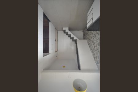 Apartamento para alugar com 180m², 2 quartos e sem vagaCozinha 