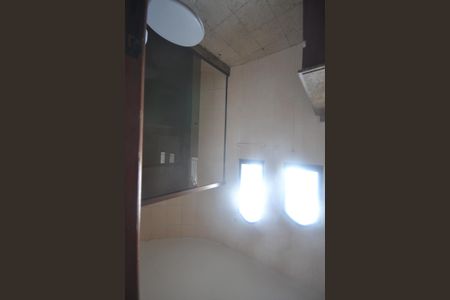 Apartamento para alugar com 180m², 2 quartos e sem vagaQuarto 1-Banheiro