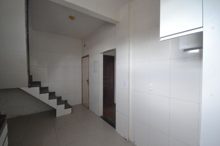 Apartamento para alugar com 180m², 2 quartos e sem vagaCozinha 