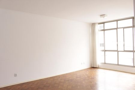 Apartamento para alugar com 3 quartos, 120m² em Santa Cecilia, São Paulo