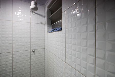 Casa à venda com 100m², 2 quartos e 1 vagaBanheiro 2