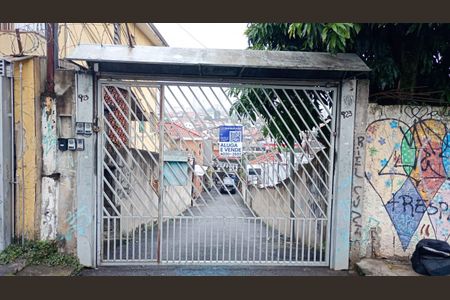 Casa à venda com 100m², 2 quartos e 1 vagaFachada / Placa 