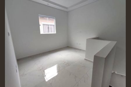 Sala de casa de condomínio para alugar com 2 quartos, 55m² em Vila Caiçara, Praia Grande