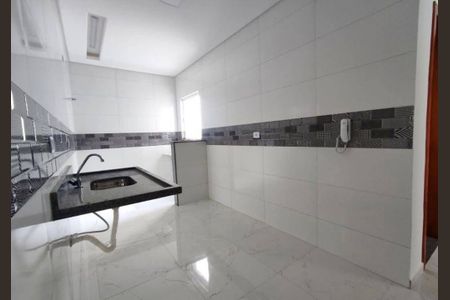 Cozinha de casa de condomínio para alugar com 2 quartos, 55m² em Vila Caiçara, Praia Grande