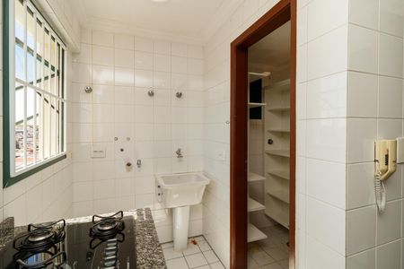 Apartamento à venda com 68m², 2 quartos e 1 vagaCozinha e Área de Serviço