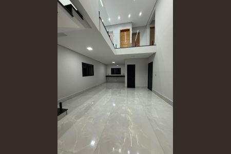 Casa para alugar com 170m², 3 quartos e 4 vagas Casa para alugar com 170m², 3 quartos e 4 vagasSala