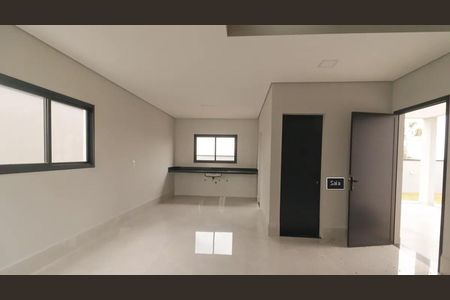 Casa para alugar com 170m², 3 quartos e 4 vagas Casa para alugar com 170m², 3 quartos e 4 vagasCozinha