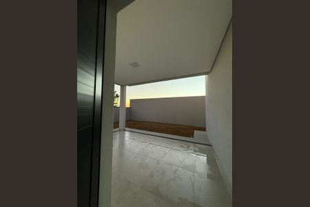 Casa para alugar com 170m², 3 quartos e 4 vagas Casa para alugar com 170m², 3 quartos e 4 vagasÁrea externa