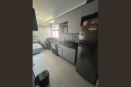 Cozinha de apartamento para alugar com 2 quartos, 45m² em Recreio dos Bandeirantes, Rio de Janeiro