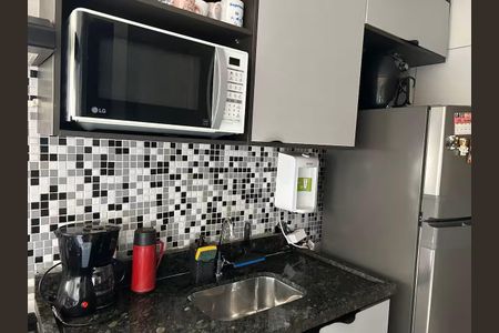 Cozinha de apartamento para alugar com 2 quartos, 45m² em Recreio dos Bandeirantes, Rio de Janeiro