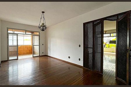 Apartamento à venda com 4 quartos, 160m² em Coracao de Jesus, Belo Horizonte