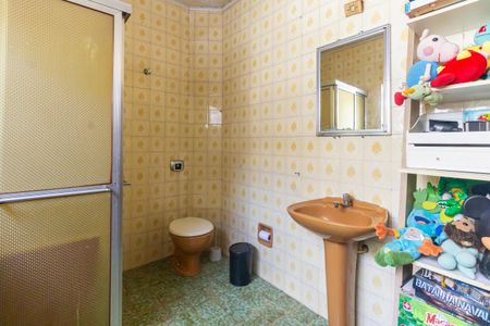 Casa à venda com 120m², 2 quartos e 1 vaga Casa à venda com 120m², 2 quartos e 1 vagaBanheiro da Suíte 2