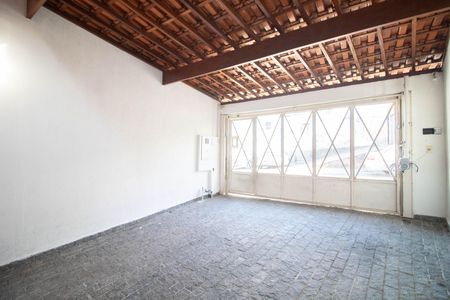 Casa à venda com 148m², 4 quartos e 2 vagas Casa à venda com 148m², 4 quartos e 2 vagasGaragem