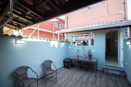 Casa à venda com 148m², 4 quartos e 2 vagas Casa à venda com 148m², 4 quartos e 2 vagasÁrea gourmet