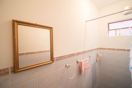 Casa à venda com 148m², 4 quartos e 2 vagas Casa à venda com 148m², 4 quartos e 2 vagasBanheiro da Suíte 2