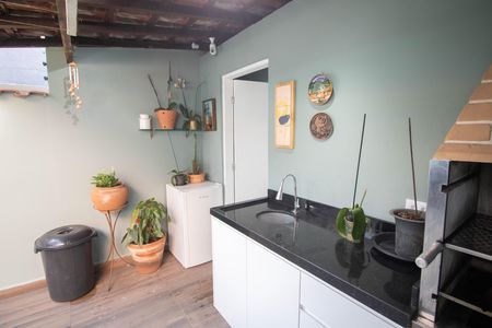 Casa à venda com 148m², 4 quartos e 2 vagas Casa à venda com 148m², 4 quartos e 2 vagasÁrea gourmet