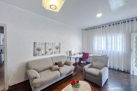 Sala de casa à venda com 3 quartos, 220m² em Chácara Seis de Outubro, São Paulo