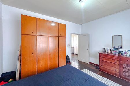 Quarto 1 de casa à venda com 3 quartos, 220m² em Chácara Seis de Outubro, São Paulo