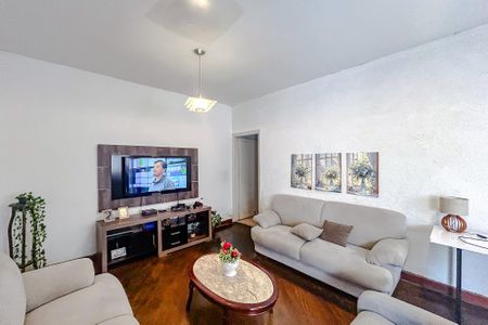 Sala de casa à venda com 3 quartos, 220m² em Chácara Seis de Outubro, São Paulo