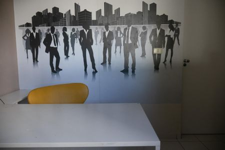 Apartamento para alugar com 72m², 3 quartos e 1 vagasala de reunião