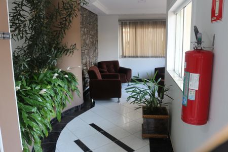 Apartamento à venda com 62m², 2 quartos e 2 vagasHall social