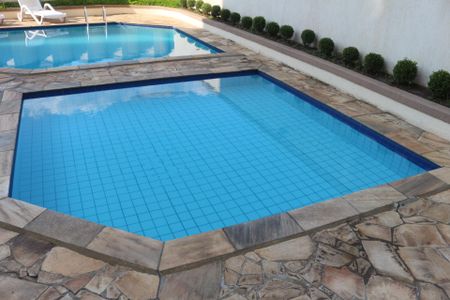 Apartamento à venda com 62m², 2 quartos e 2 vagasÁrea comum - Piscina