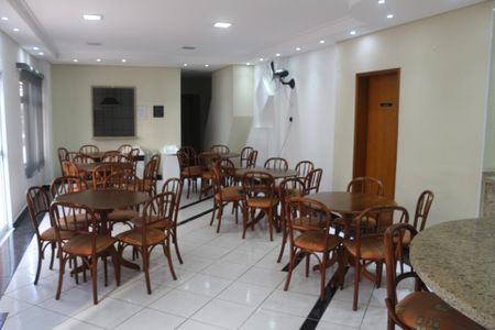 Apartamento à venda com 62m², 2 quartos e 2 vagasÁrea comum - Salão de festas