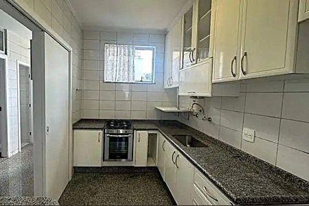 Apartamento à venda com 3 quartos, 240m² em Buritis, Belo Horizonte