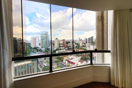 Apartamento à venda com 206m², 4 quartos e 3 vagasVista da Sala