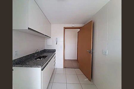 Apartamento à venda com 2 quartos, 140m² em Carlos Prates, Belo Horizonte
