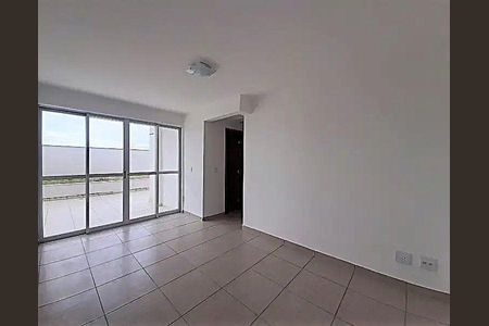 Apartamento à venda com 2 quartos, 140m² em Carlos Prates, Belo Horizonte