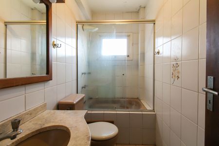 Apartamento à venda com 208m², 3 quartos e 1 vagaBanheiro da Suíte