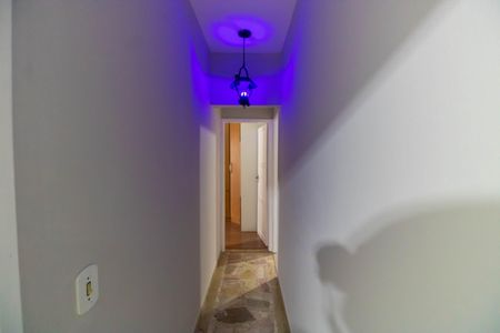 Corredor de apartamento para alugar com 2 quartos, 90m² em Centro, Niterói