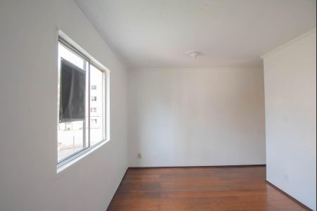 Sala de apartamento para alugar com 2 quartos, 55m² em Conjunto Residencial Souza Queiroz, Campinas