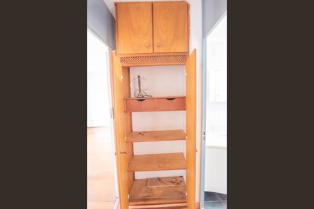 Apartamento para alugar com 55m², 2 quartos e 1 vagaCorredor- Armário