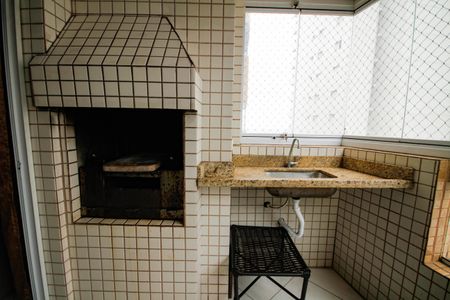 Apartamento para alugar com 72m², 2 quartos e 1 vagaVaranda