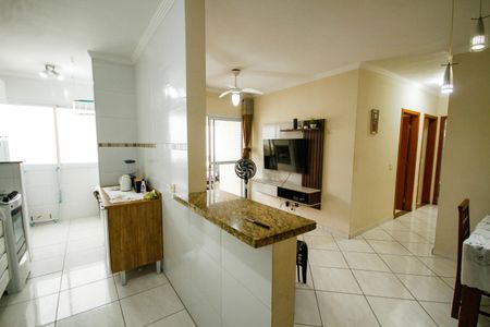Cozinha de apartamento para alugar com 2 quartos, 72m² em Boqueirão, Praia Grande