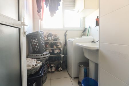 Apartamento à venda com 60m², 2 quartos e 1 vagaÁrea de Serviço 