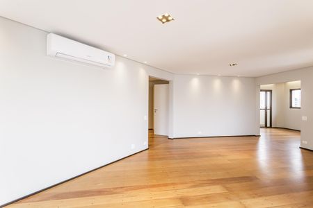 Apartamento à venda com 200m², 4 quartos e 3 vagasSala