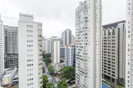 Apartamento à venda com 200m², 4 quartos e 3 vagasVaranda