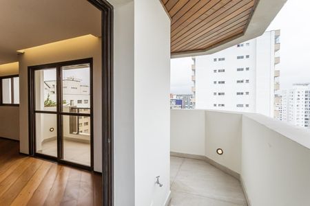 Apartamento à venda com 200m², 4 quartos e 3 vagasVaranda da Sala