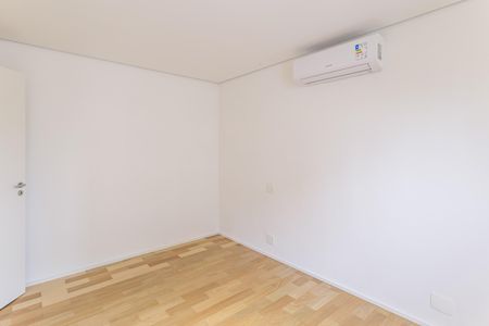 Apartamento à venda com 200m², 4 quartos e 3 vagasQuarto 1